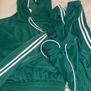 Kelly green jogger set
